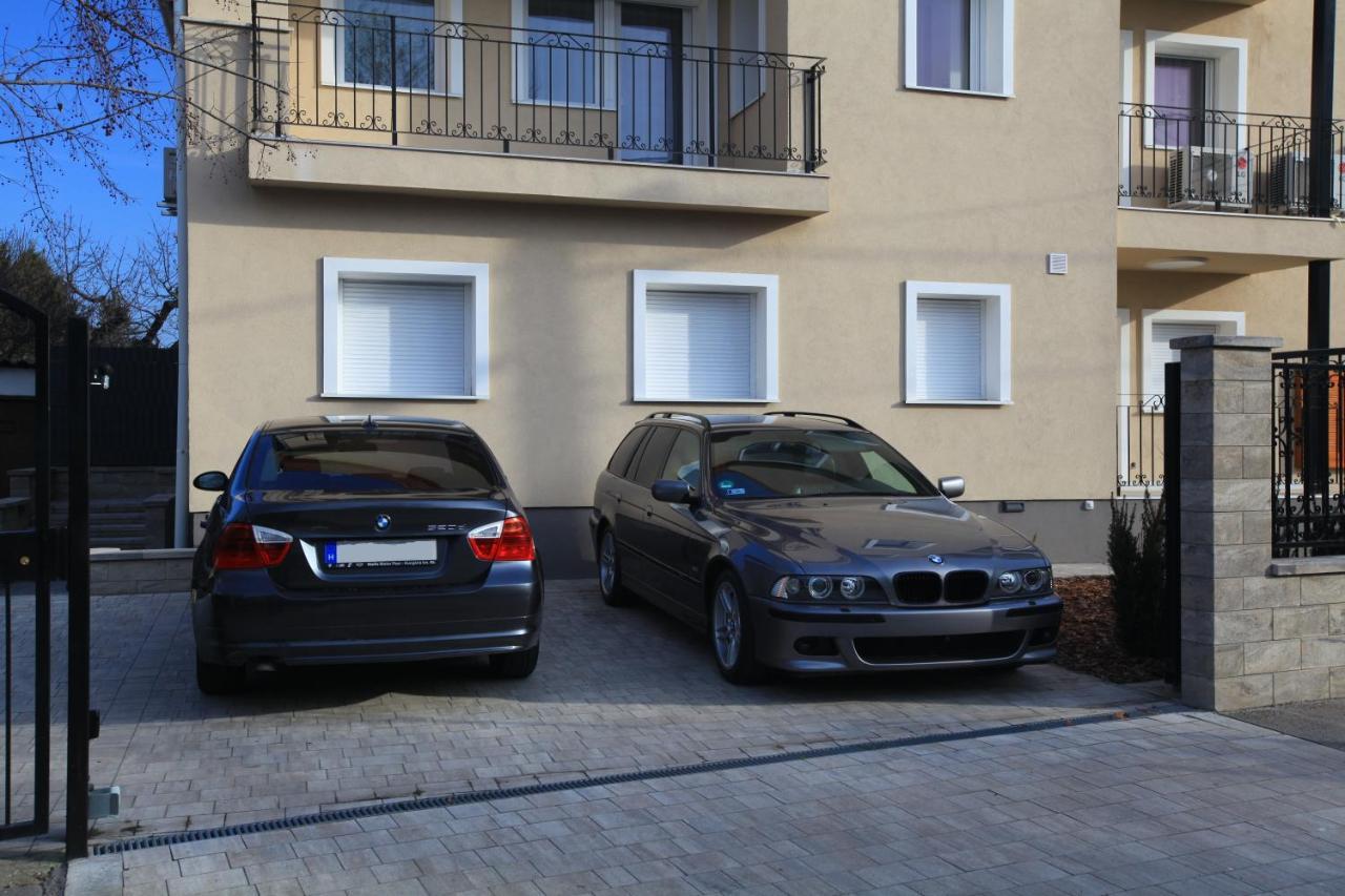 Paskal-Lux Apartments With Free Parking And Ac Budapest Esterno foto