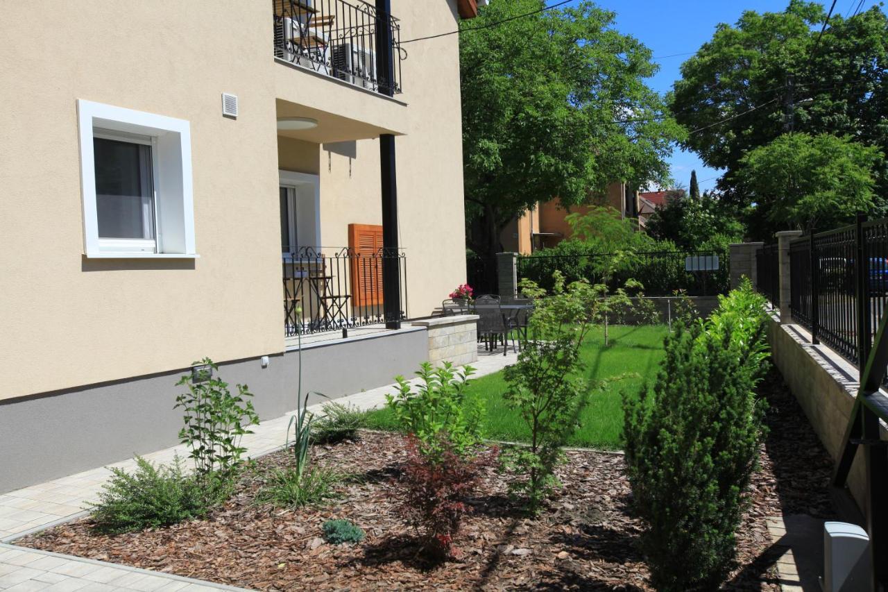 Paskal-Lux Apartments With Free Parking And Ac Budapest Esterno foto