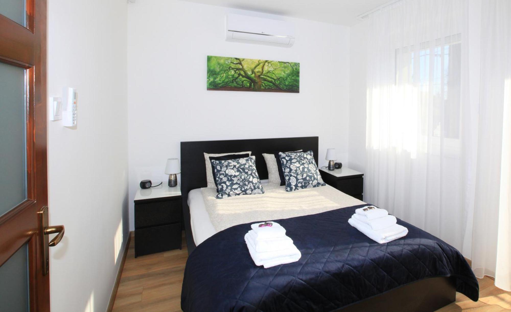 Paskal-Lux Apartments With Free Parking And Ac Budapest Esterno foto